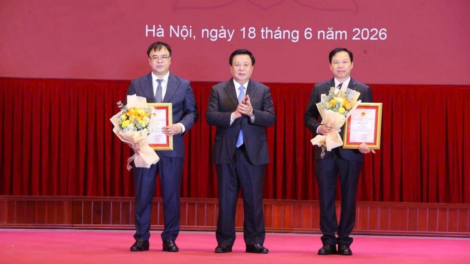 Học viện Chính trị quốc gia HCM trao giải thưởng báo chí “Lý luận và Đổi mới"