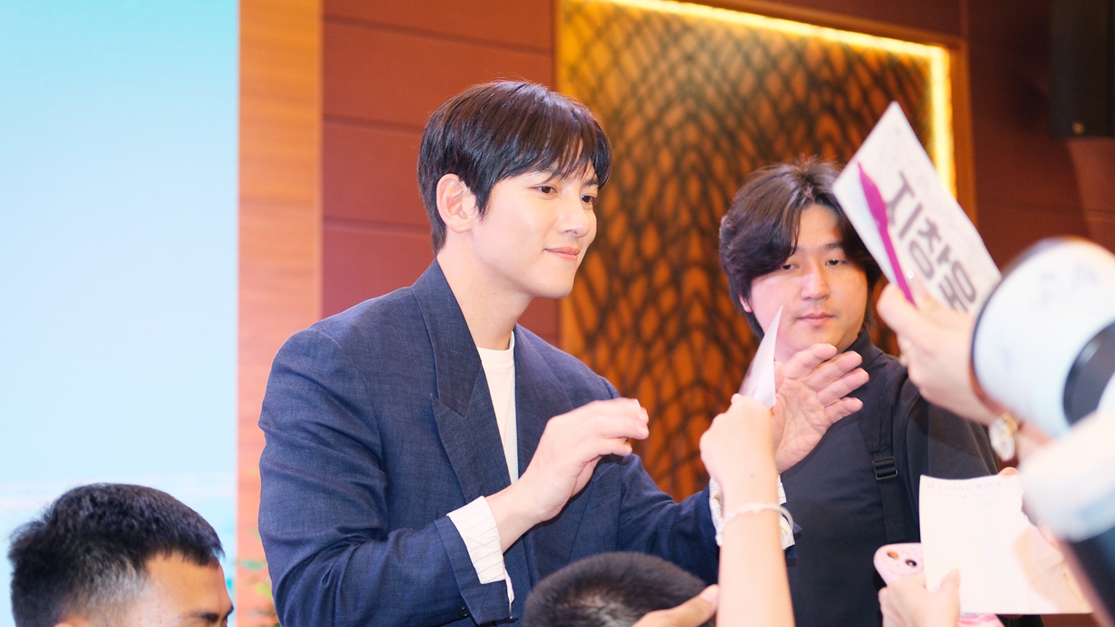 Ji Chang Wook: "Việt Nam là nơi mang lại cho tôi rất nhiều năng lượng"