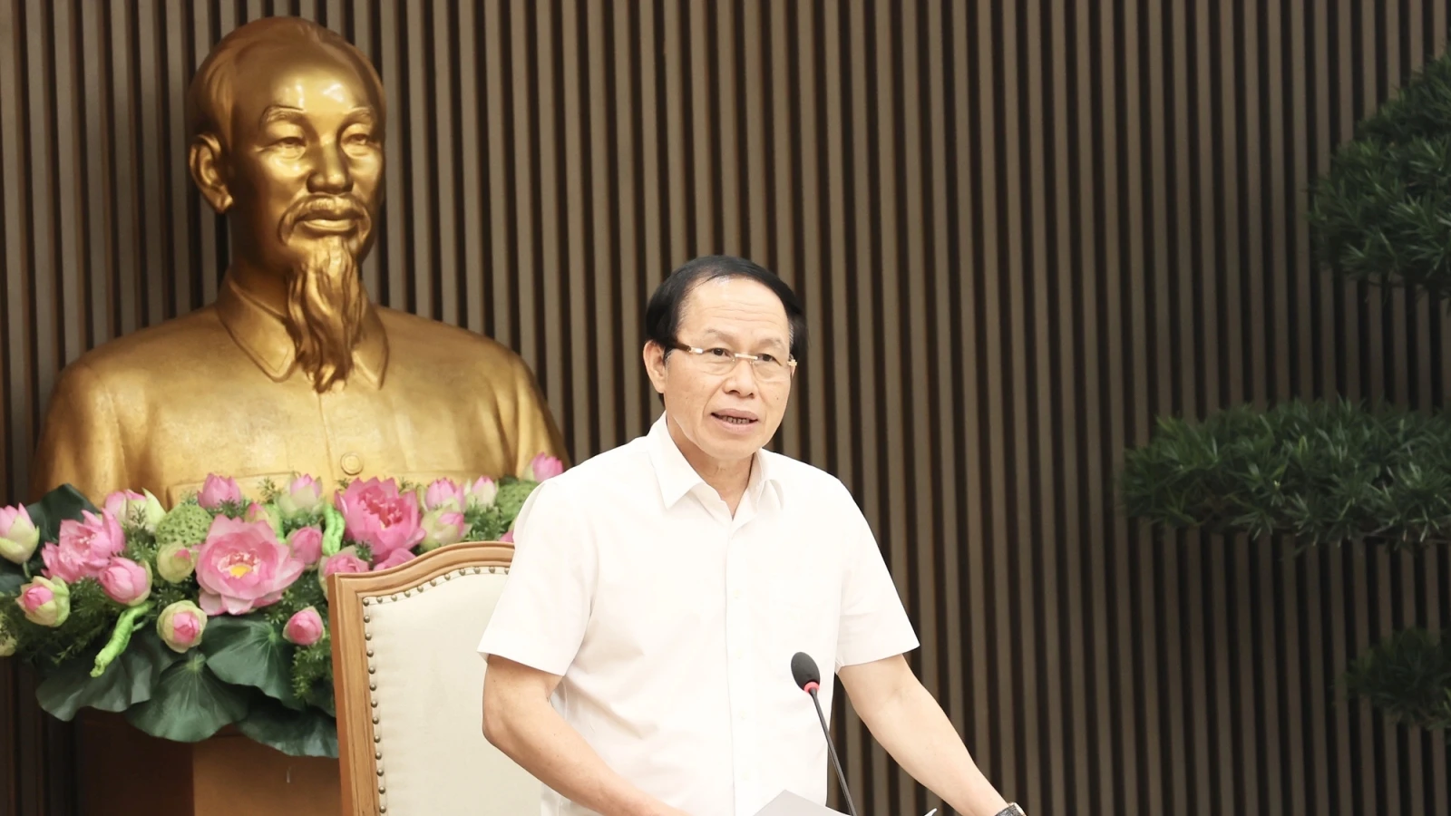 Phó Thủ tướng Lê Tiến Châu nhận thêm nhiệm vụ mới