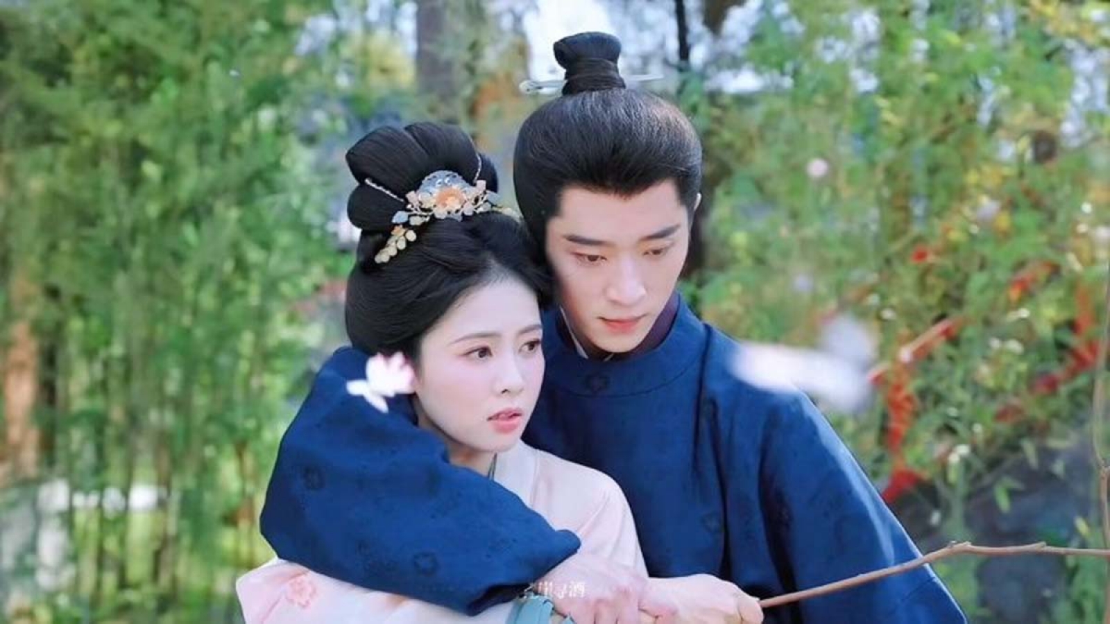 Mạc Ly: “Ông bà Smith” phiên bản cổ trang của Bạch Lộc và Thừa Lỗi gây sốt