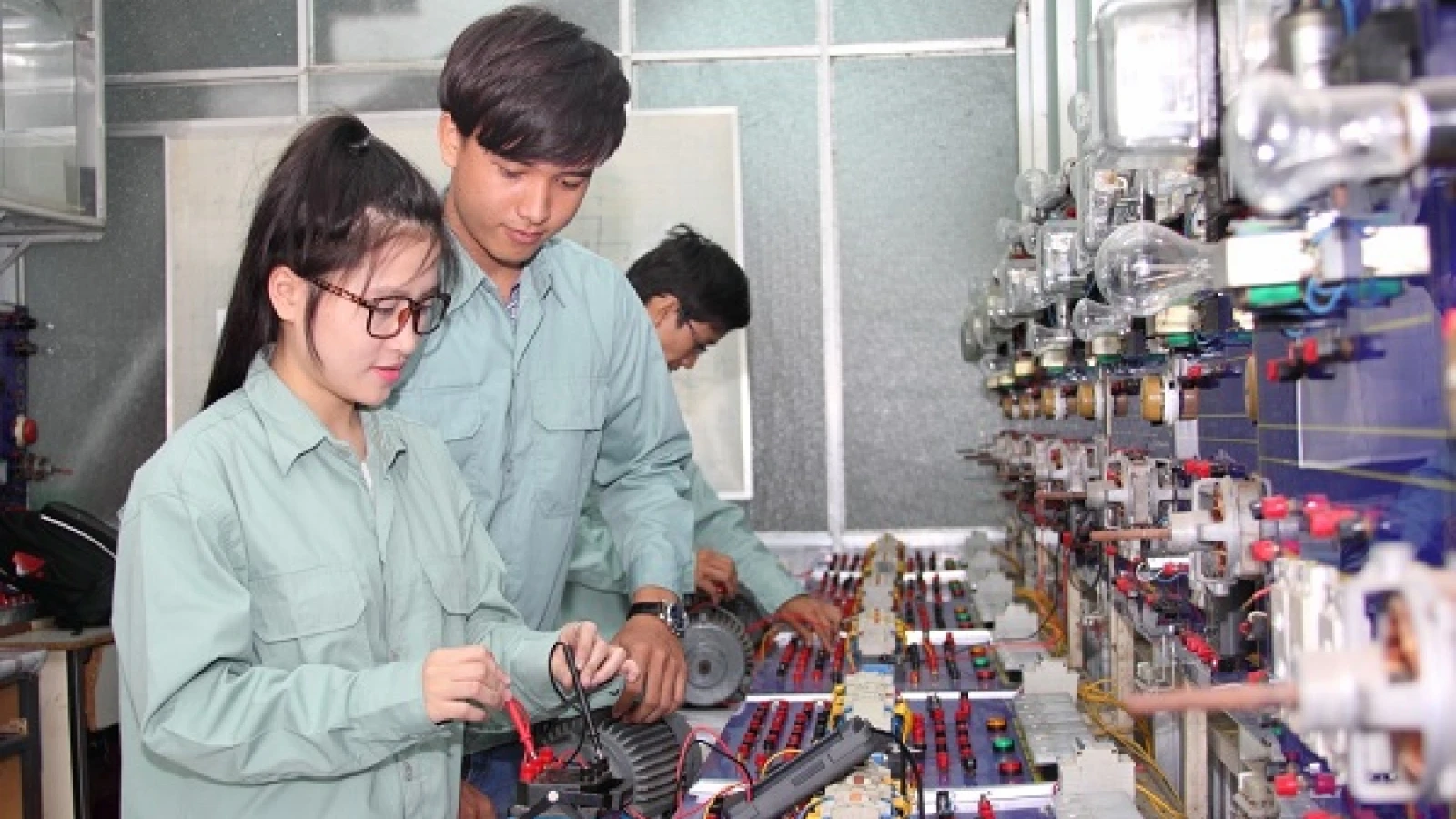 Liên thông lên ĐH: Chuyển “học gì công nhận nấy” sang đánh giá năng lực thực tế
