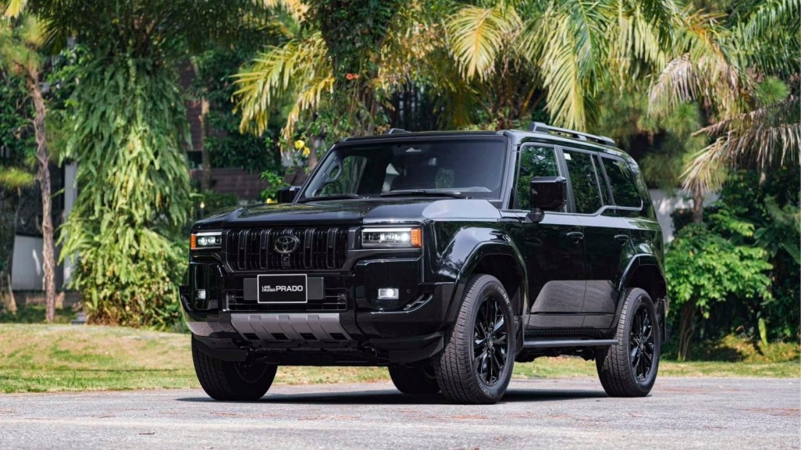 Toyota Việt Nam triệu hồi Land Cruiser Prado do lỗi cụm đồng hồ