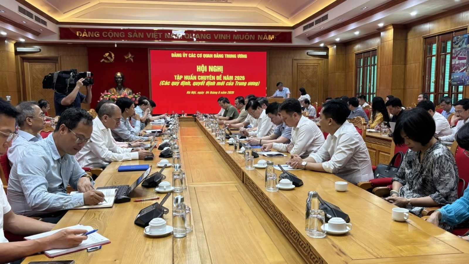 Đảng ủy các cơ quan Đảng Trung ương tổ chức hội nghị tập huấn chuyên đề năm 2026