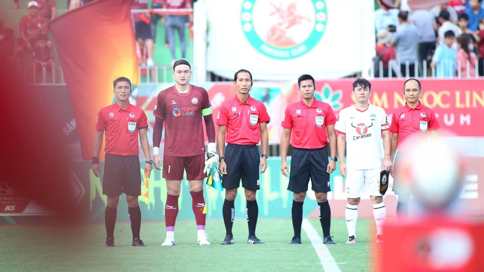 Trọng tài Singapore điều hành·trận play-off tranh suất dự V-League 2026/27