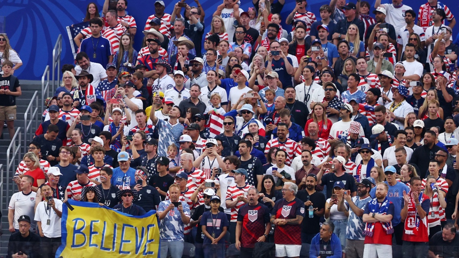 Tổng thống Donald Trump khẳng định World Cup 2026 là "chiến thắng của nước Mỹ"