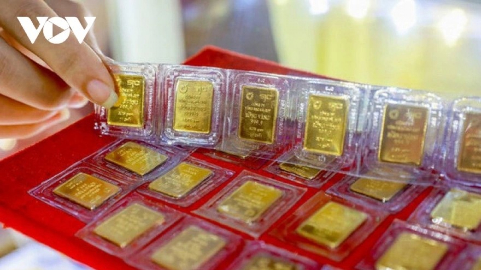 Giá vàng hôm nay 2/9: Vàng SJC neo ở mức 148,7 triệu đồng/lượng