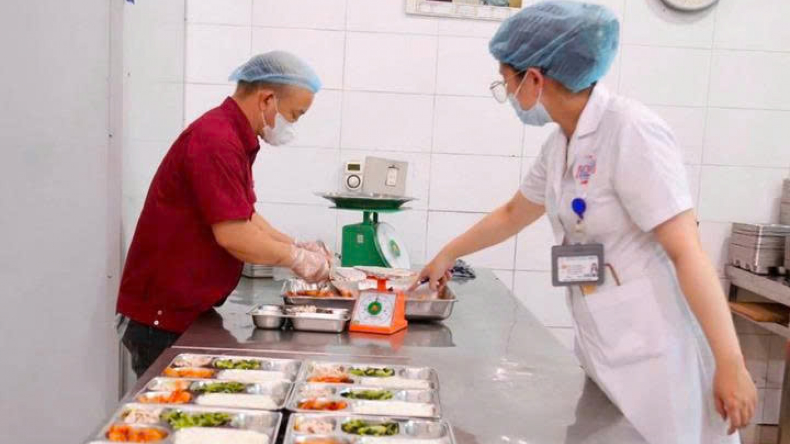 Bệnh nhân ung thư suy kiệt sau 3 tháng ăn kiêng vì tin mạng xã hội