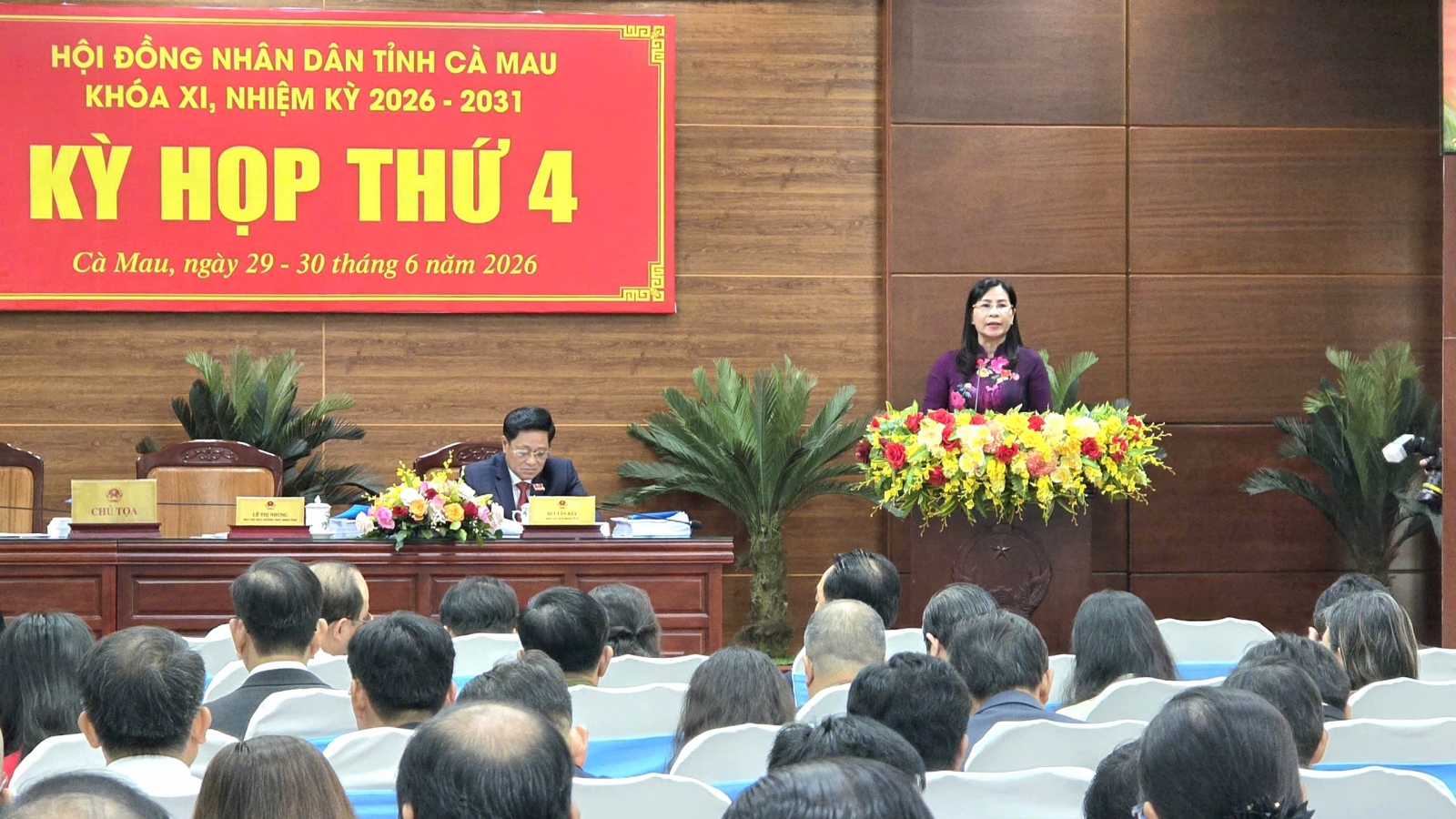 Hội đồng nhân dân tỉnh Cà Mau tập trung tìm giải pháp để tăng trưởng kinh tế