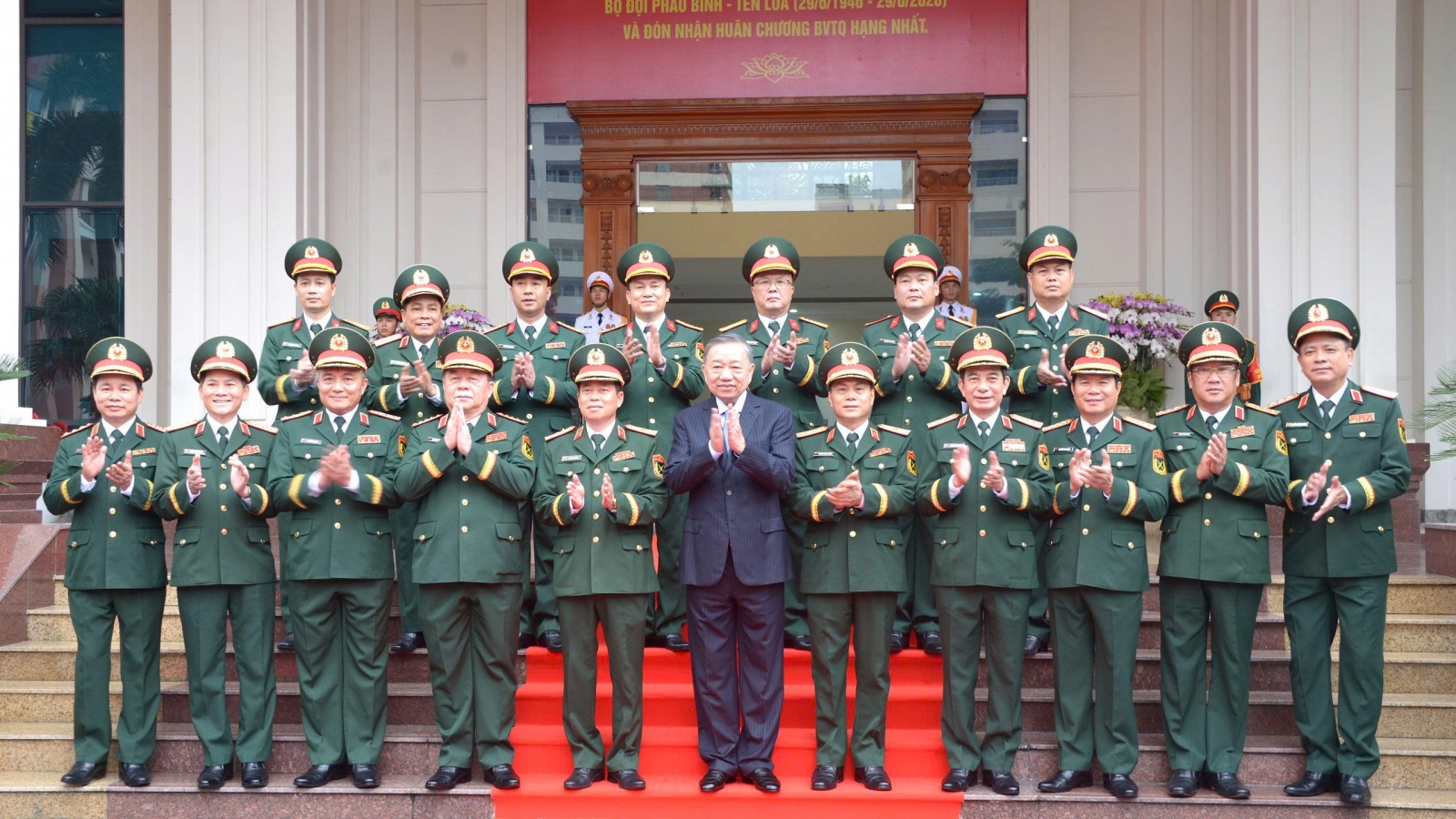 Tổng Bí thư, Chủ tịch nước Tô Lâm: Bảo vệ Tổ quốc từ sớm, từ xa, từ tất cả các hướng