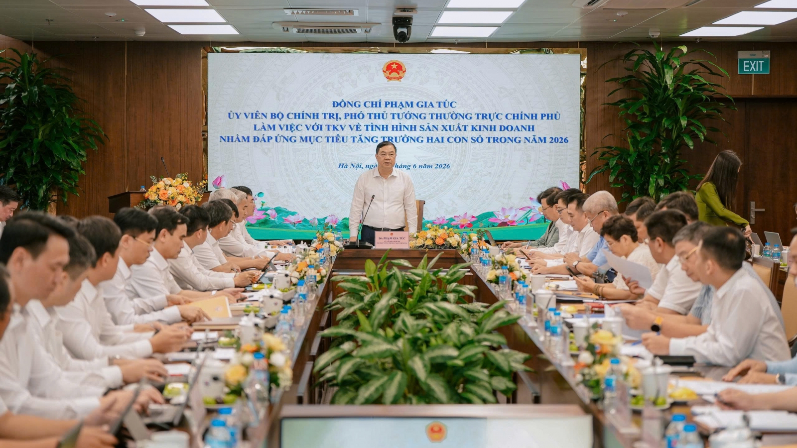 Phó Thủ tướng Phạm Gia Túc làm việc với TKV về tăng trưởng ngành than