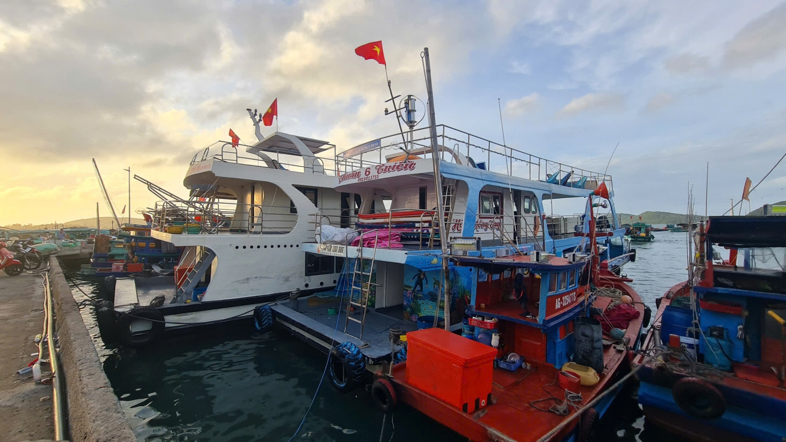 Doanh nghiệp du lịch Phú Quốc ngưng khai thác tour cano đi đảo sau sự cố lật tàu
