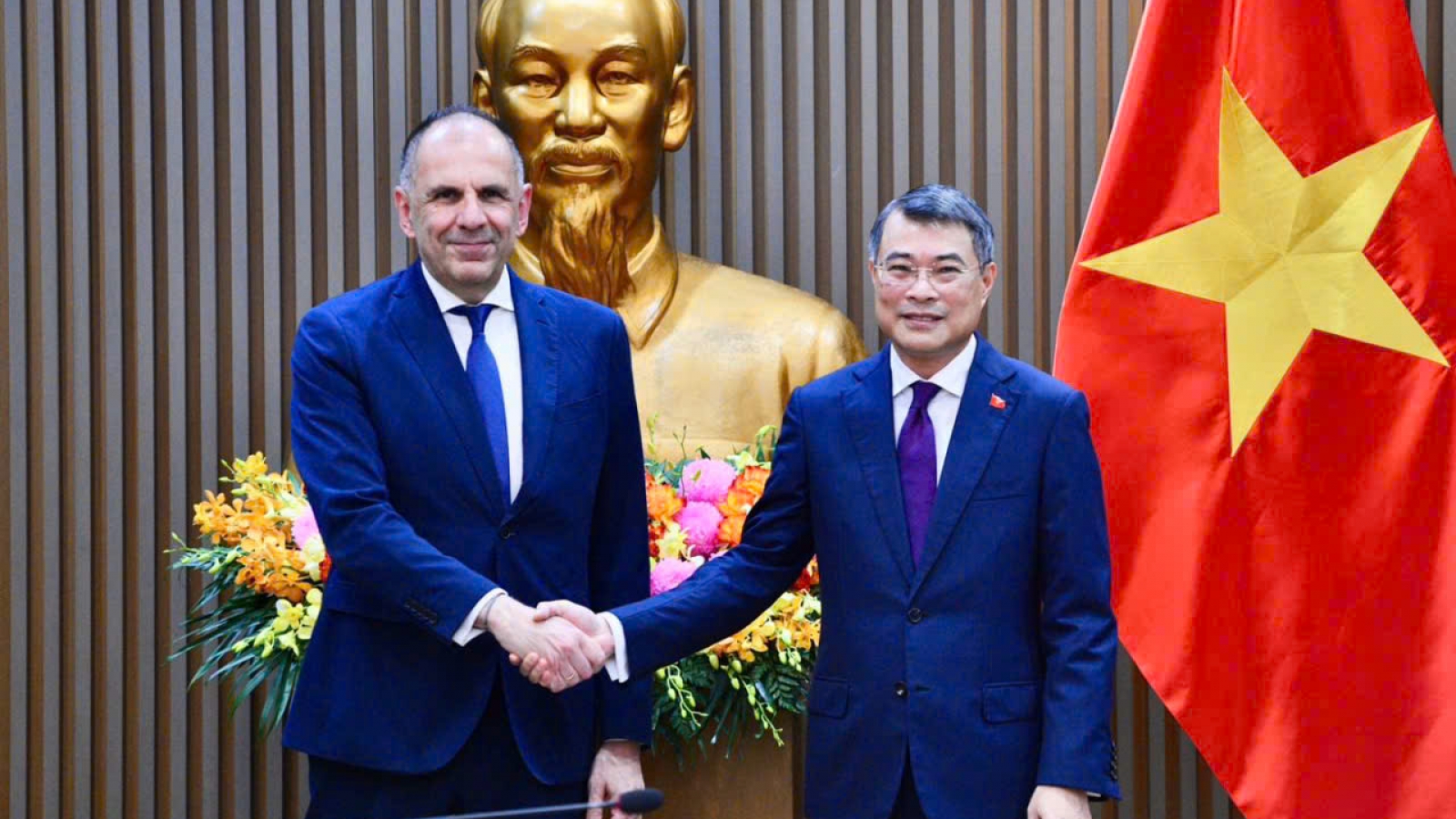Thủ tướng Lê Minh Hưng tiếp Bộ trưởng Ngoại giao Cộng hòa Hy Lạp