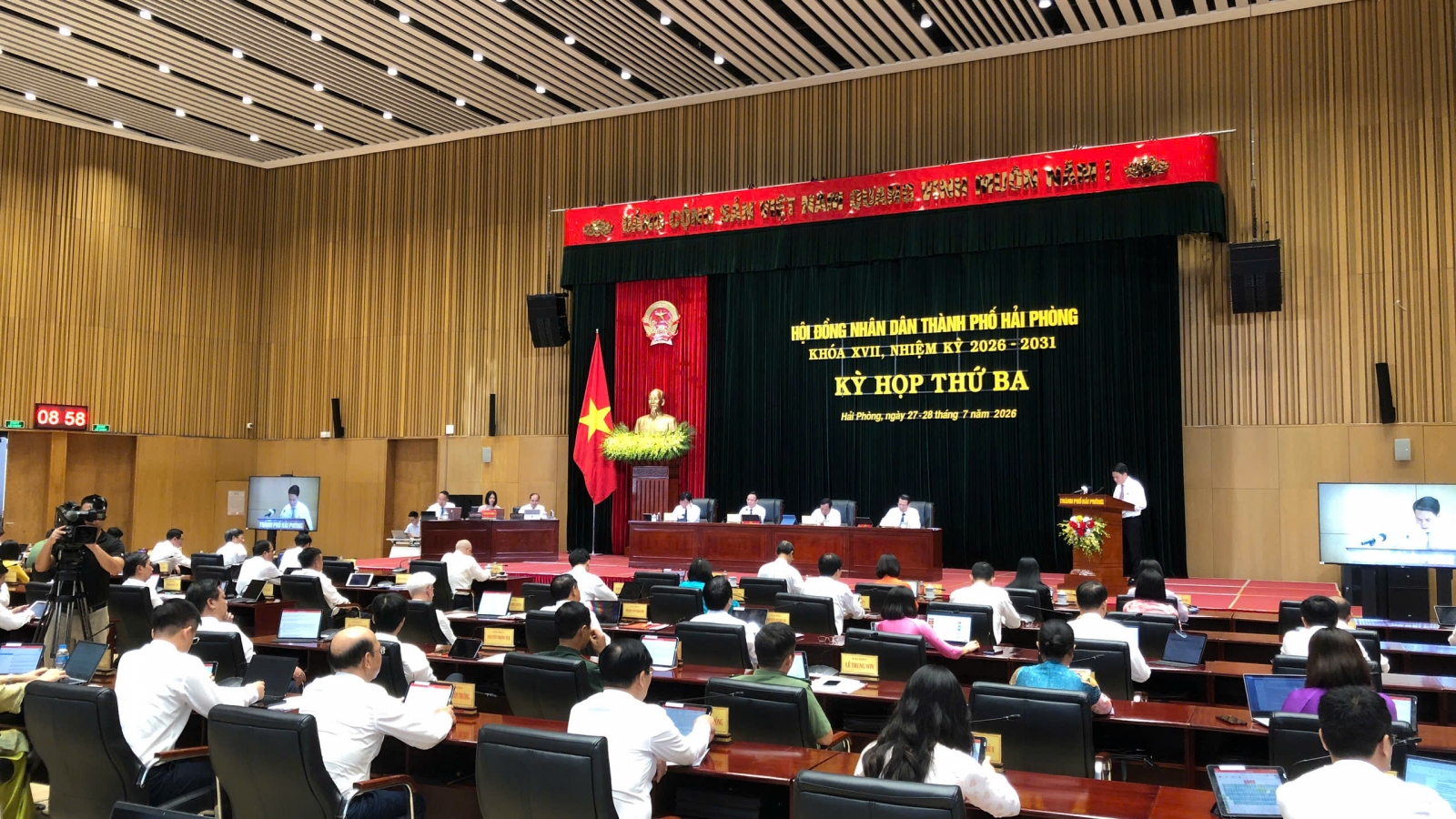 Hải Phòng bàn giải pháp tăng trưởng 13%