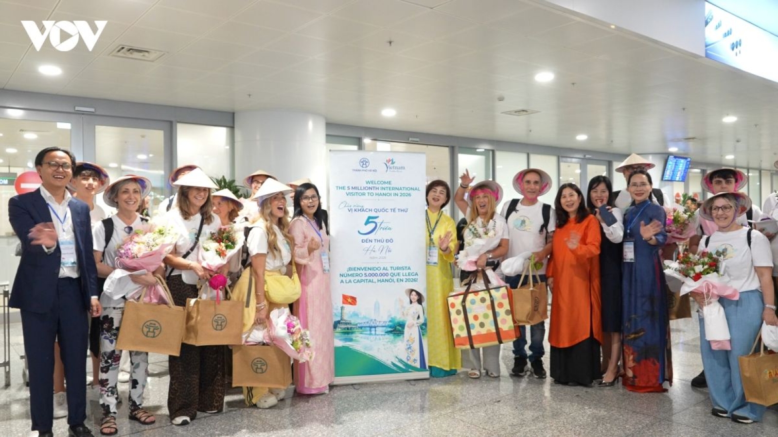 Hanoi welcomes five-millionth international visitor of 2026
