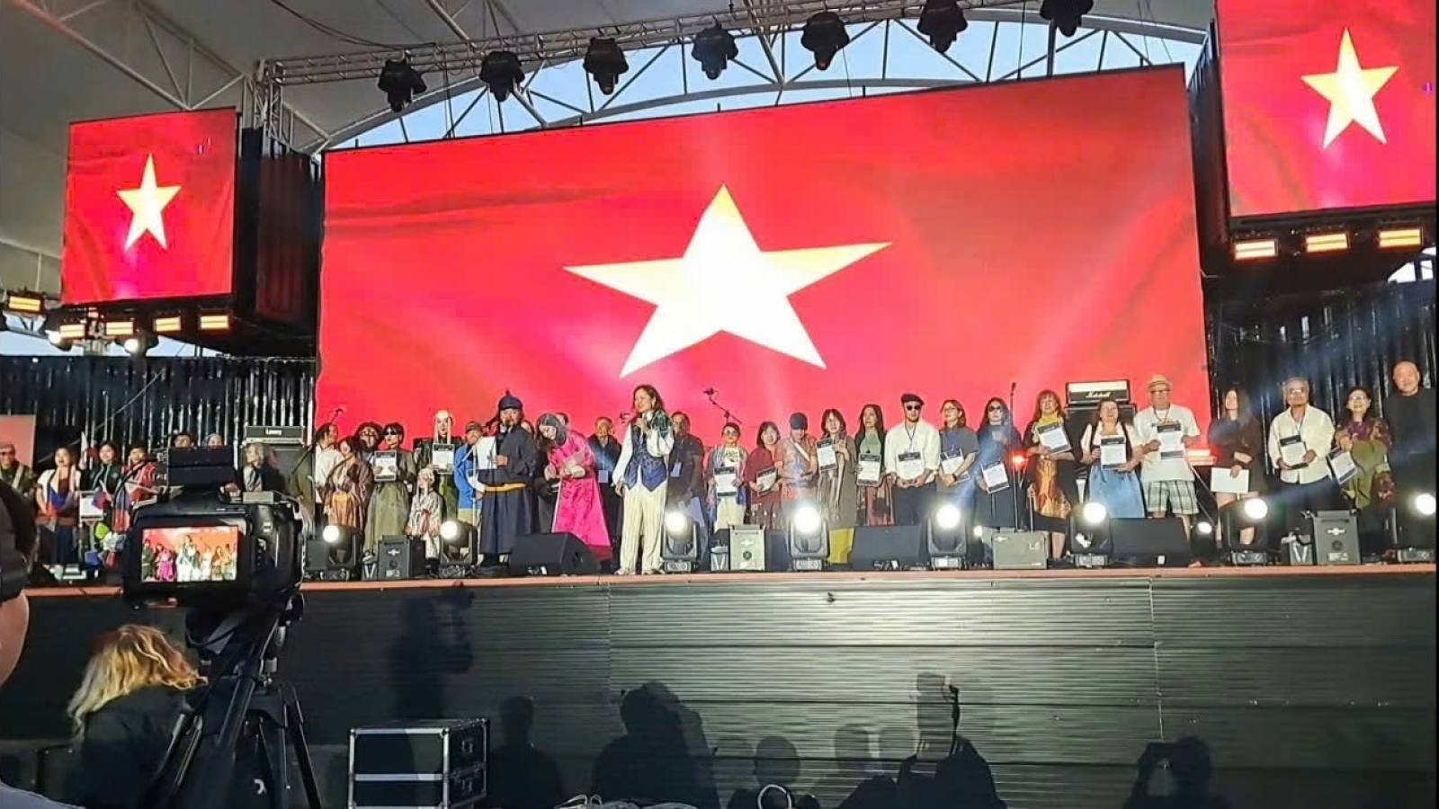 Vietnam showcases contemporary art at Mongolia's ARA Art Camp 2026