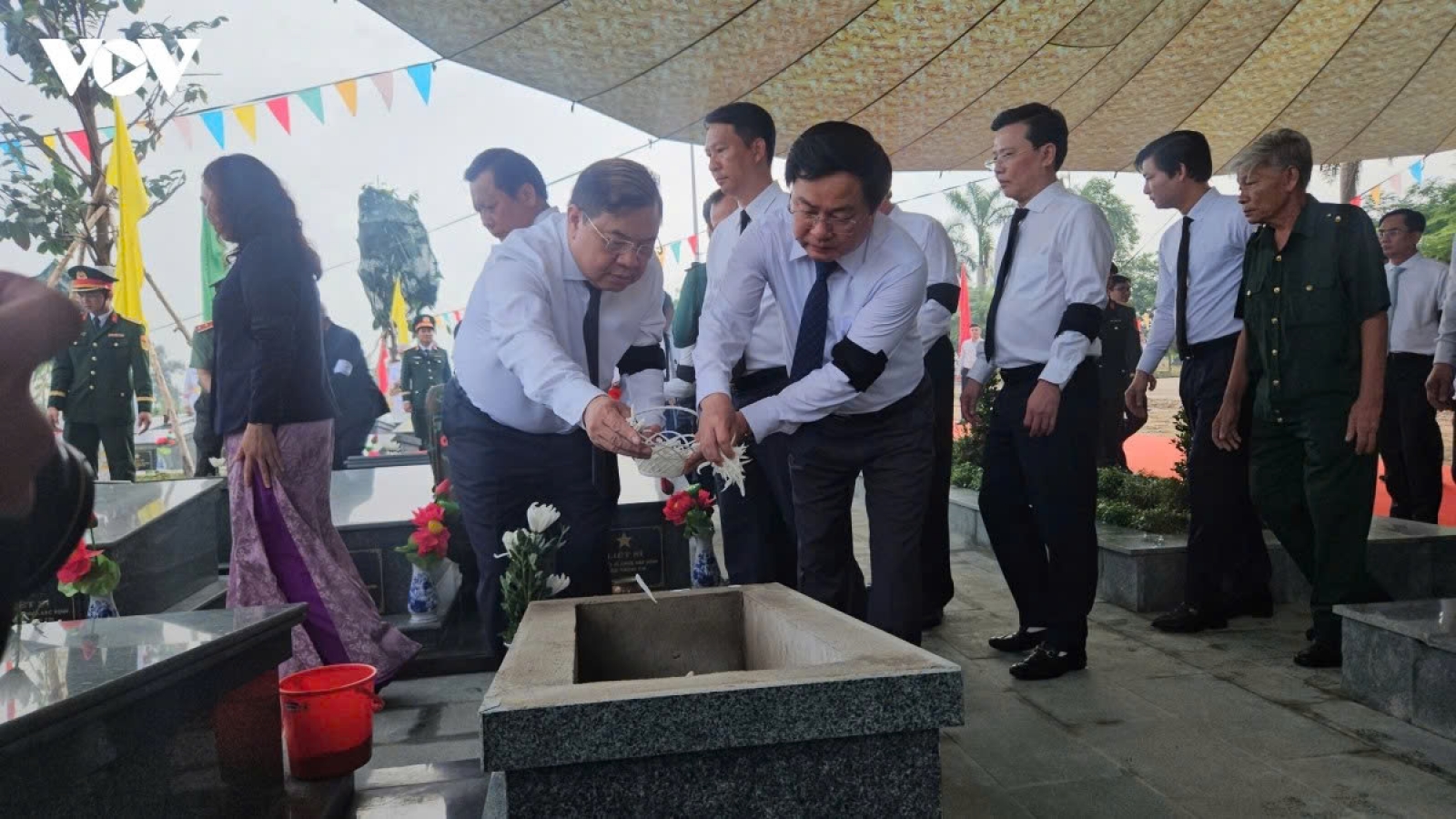 Tay Ninh reburies 173 remains of fallen soldiers repatriated from Cambodia