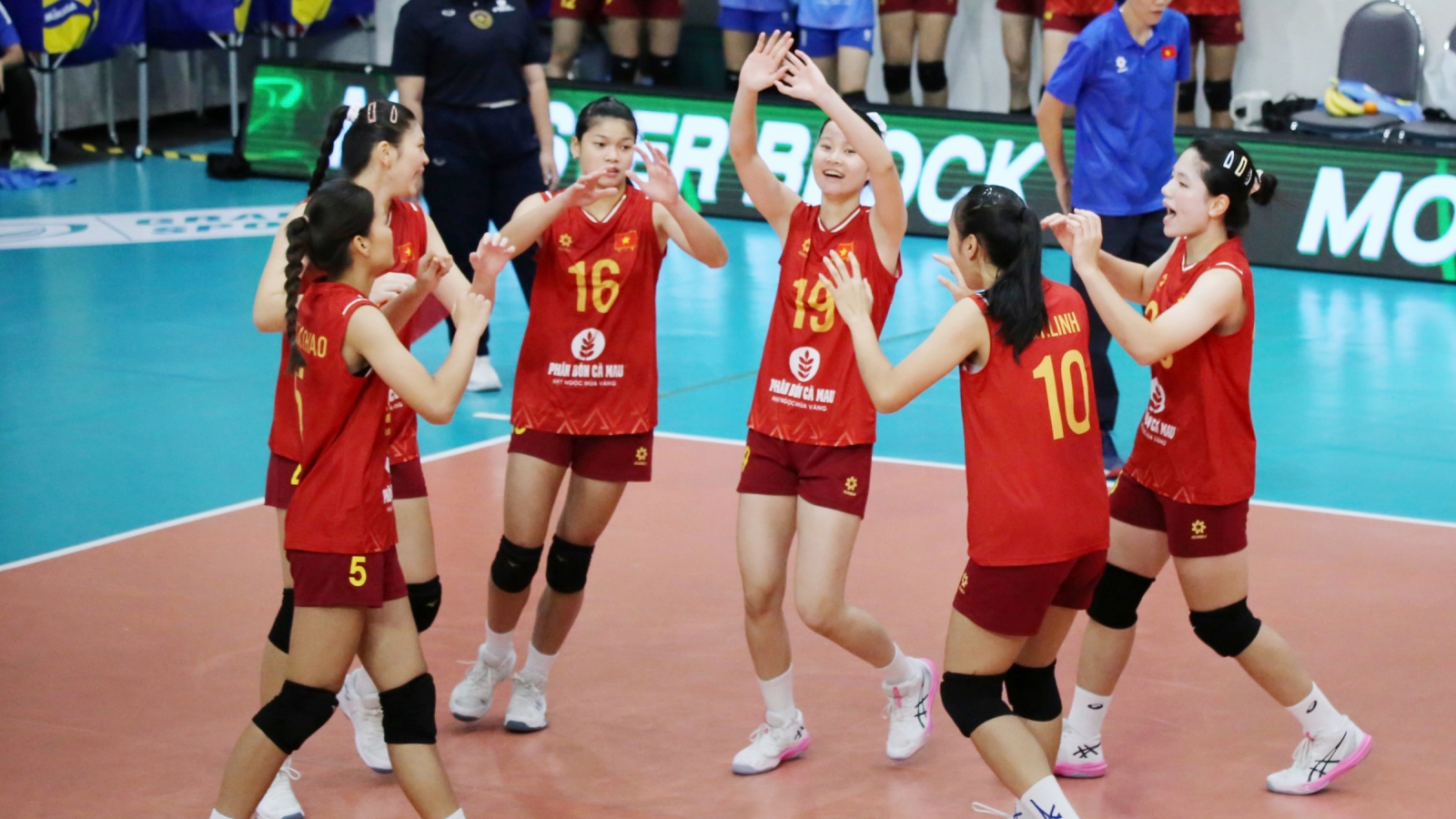 Vietnam stun Chinese Taipei at AVC Girls’ U18 Volleyball Champ