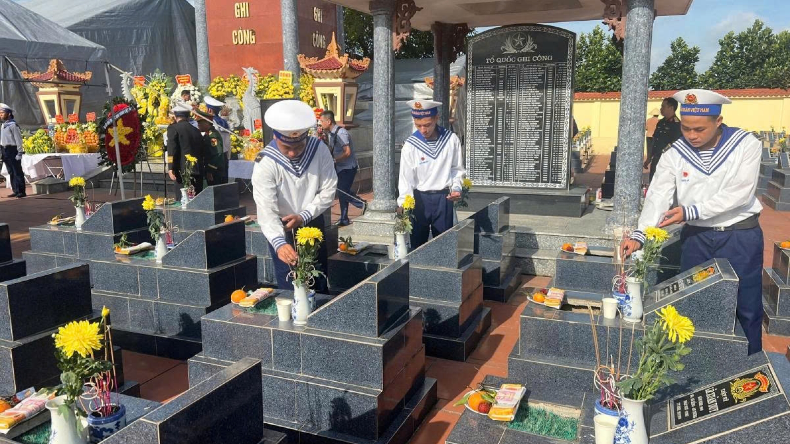 500 ngày đêm đưa các liệt sĩ về với quê hương và vòng tay ấm áp của gia đình