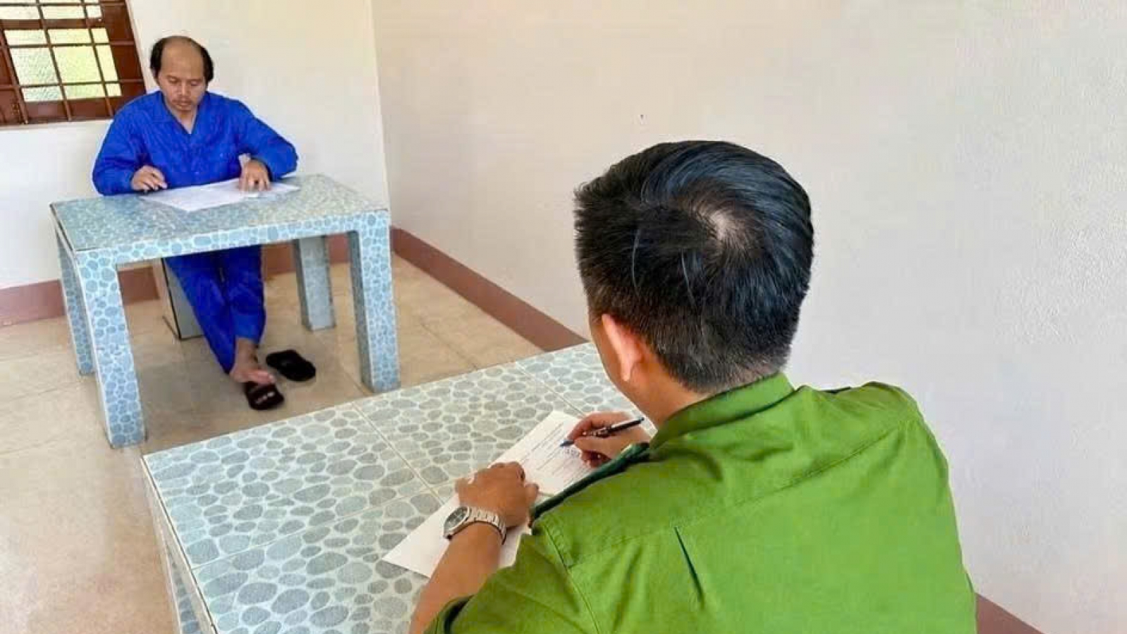 Nóng 24h ngày 10/7: Phá đường dây cá độ bóng đá giao dịch gần 200 tỷ đồng
