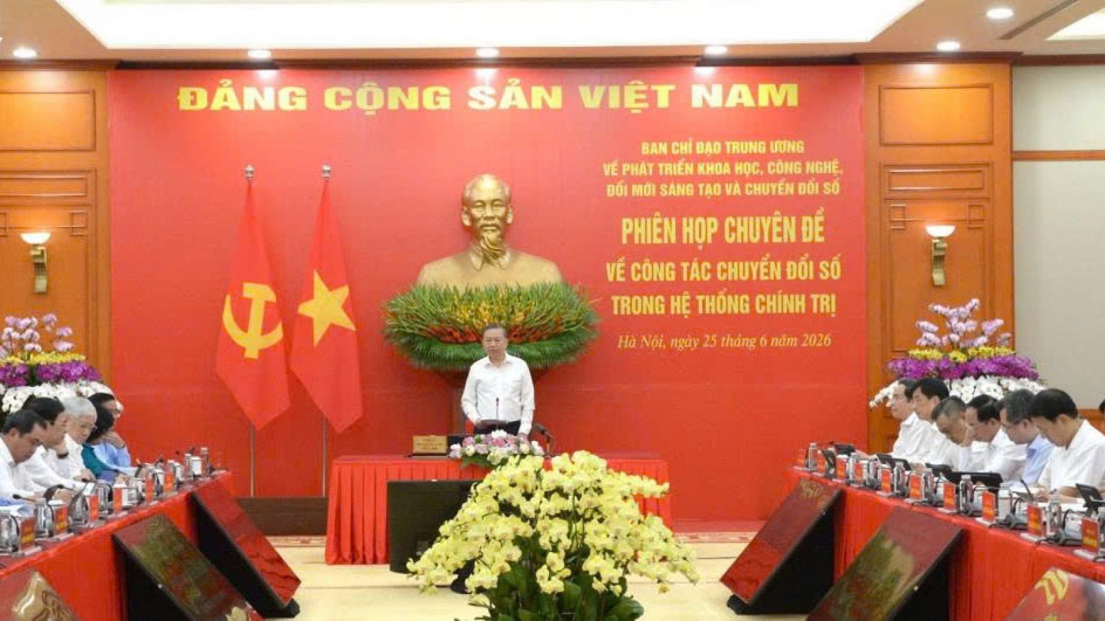 Tổng Bí thư, Chủ tịch nước: Tổng rà soát, kết nối dữ liệu toàn hệ thống chính trị