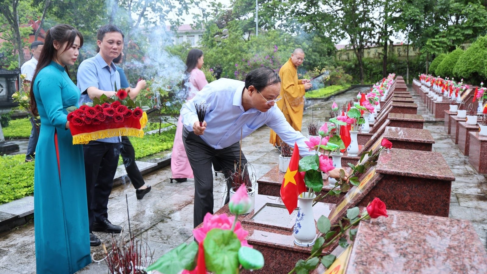 Lai Châu khánh thành công trình nâng cấp Nghĩa trang Liệt sĩ tỉnh