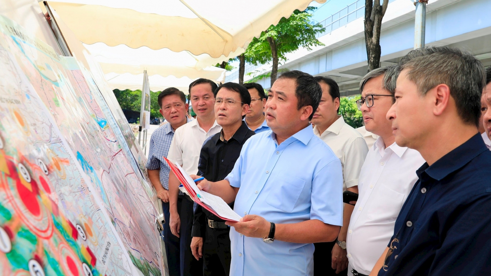 Hà Nội tập trung tháo gỡ "nút thắt" quyết tâm đạt mục tiêu tăng trưởng hai con số