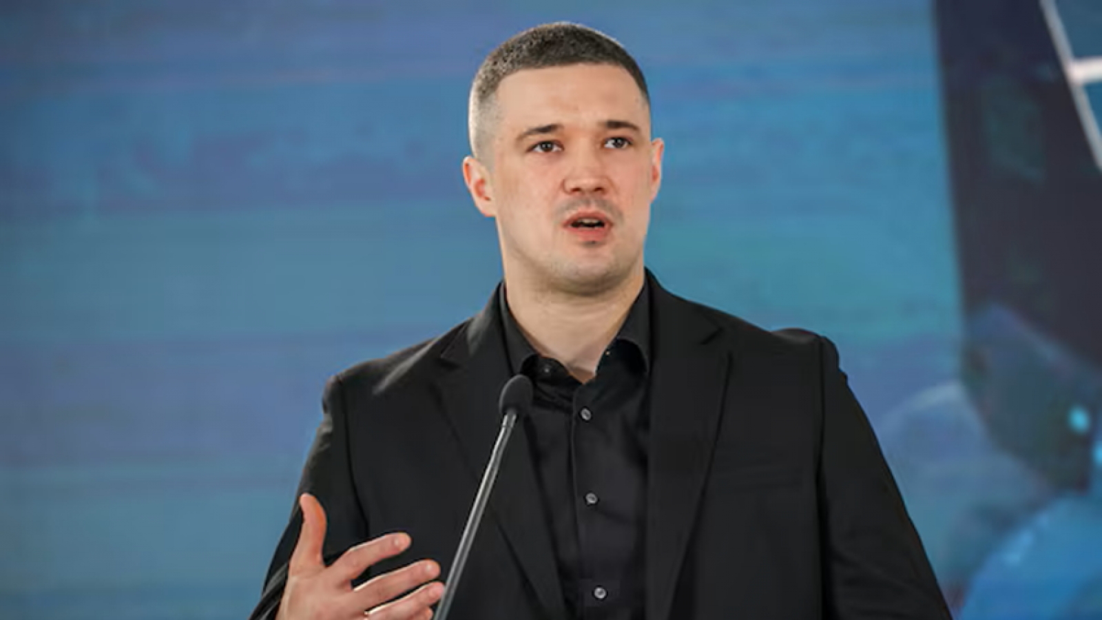 Mykhailo Fedorov: Người vừa rời ghế Bộ trưởng Quốc phòng Ukraine là ai?