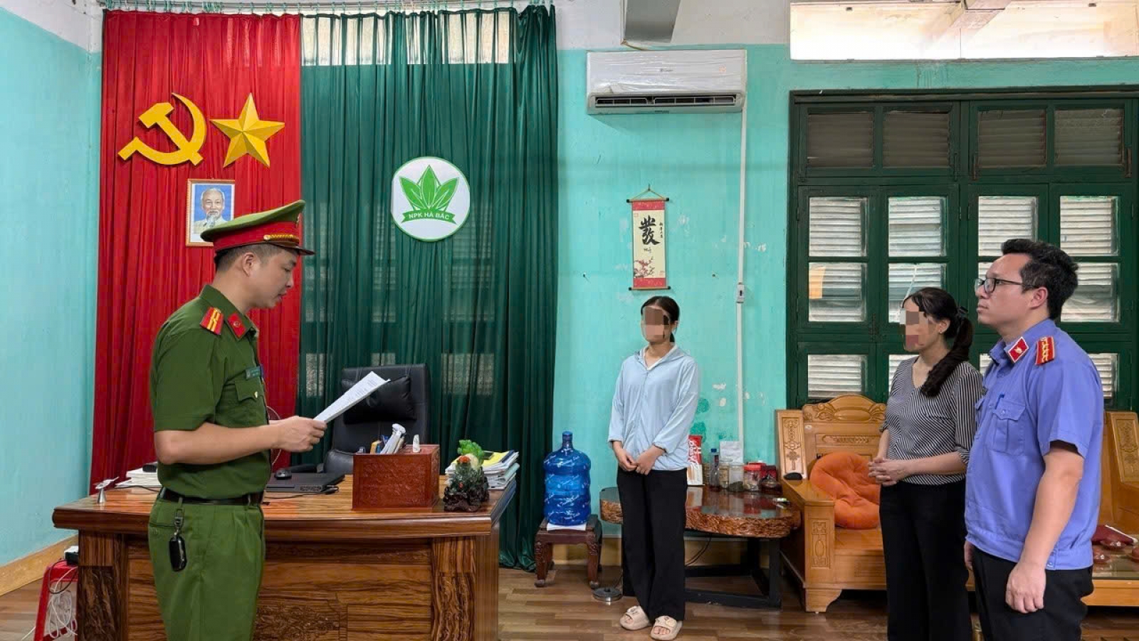 Bắt tạm giam Chủ tịch HĐQT công ty ở Bắc Ninh, thu giữ 65 tấn phân bón giả