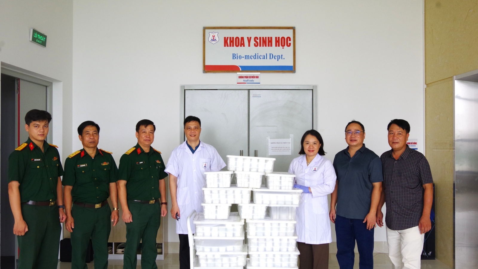 Lào Cai bàn giao 821 mẫu hài cốt liệt sĩ phục vụ giám định ADN