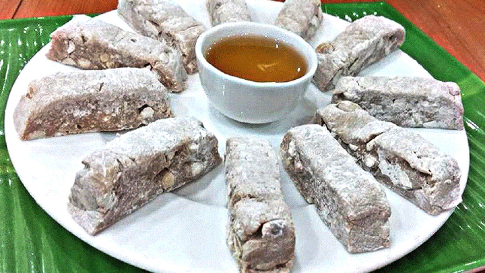 Vì sao gọi là chè lam?