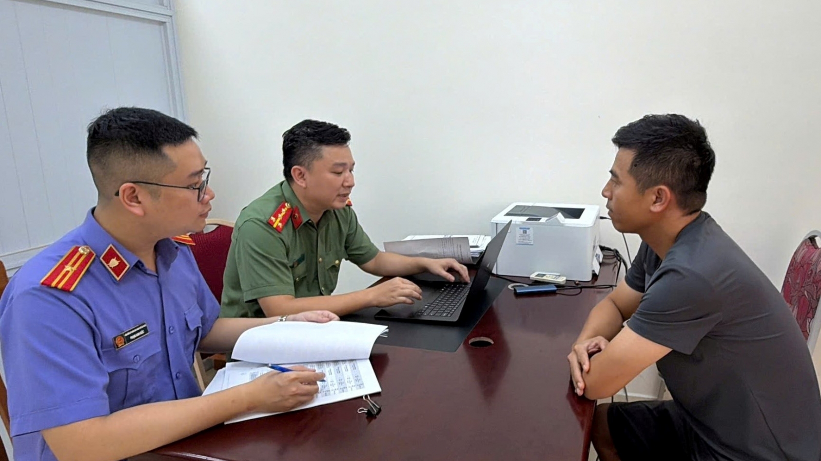 Phá đường dây cá độ bóng đá qua mạng, giao dịch hơn 11 tỷ đồng ở Hải Phòng