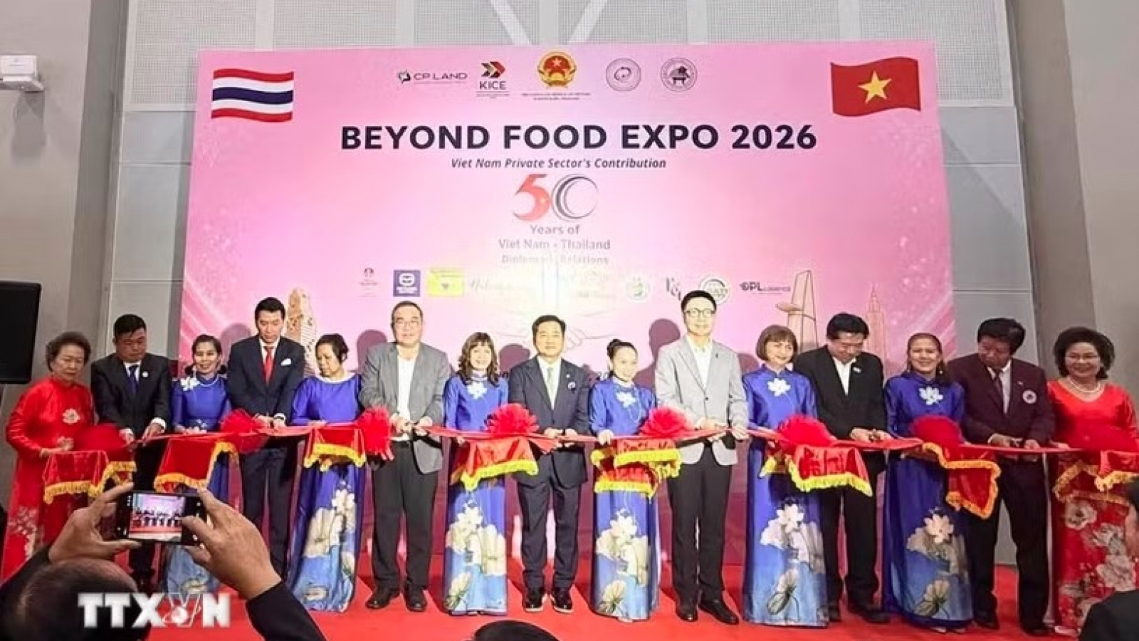 Vietnam exhibition in Thailand opens new trade and investment opportunities