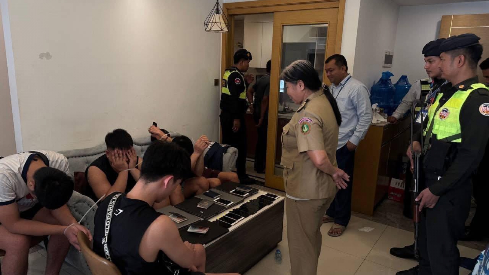 Campuchia trục xuất hơn 45.000 người nước ngoài, quyết tâm quét sạch nạn lừa đảo
