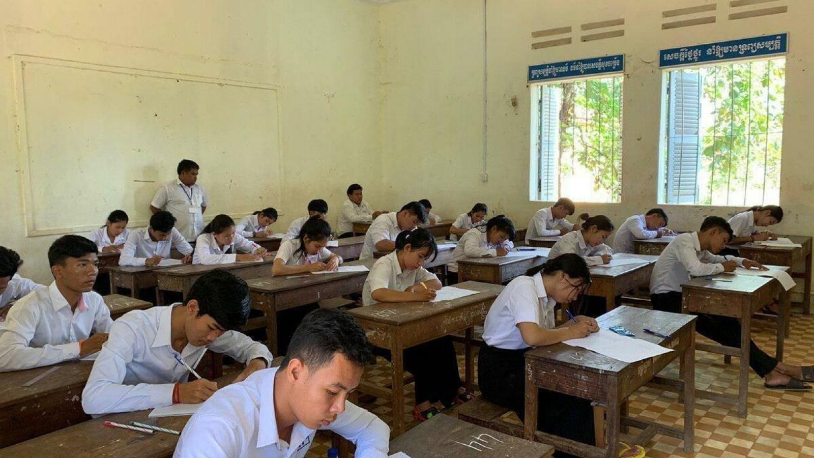 Campuchia siết kỷ cương kỳ thi THPT: Gian lận có thể bị xử lý hình sự