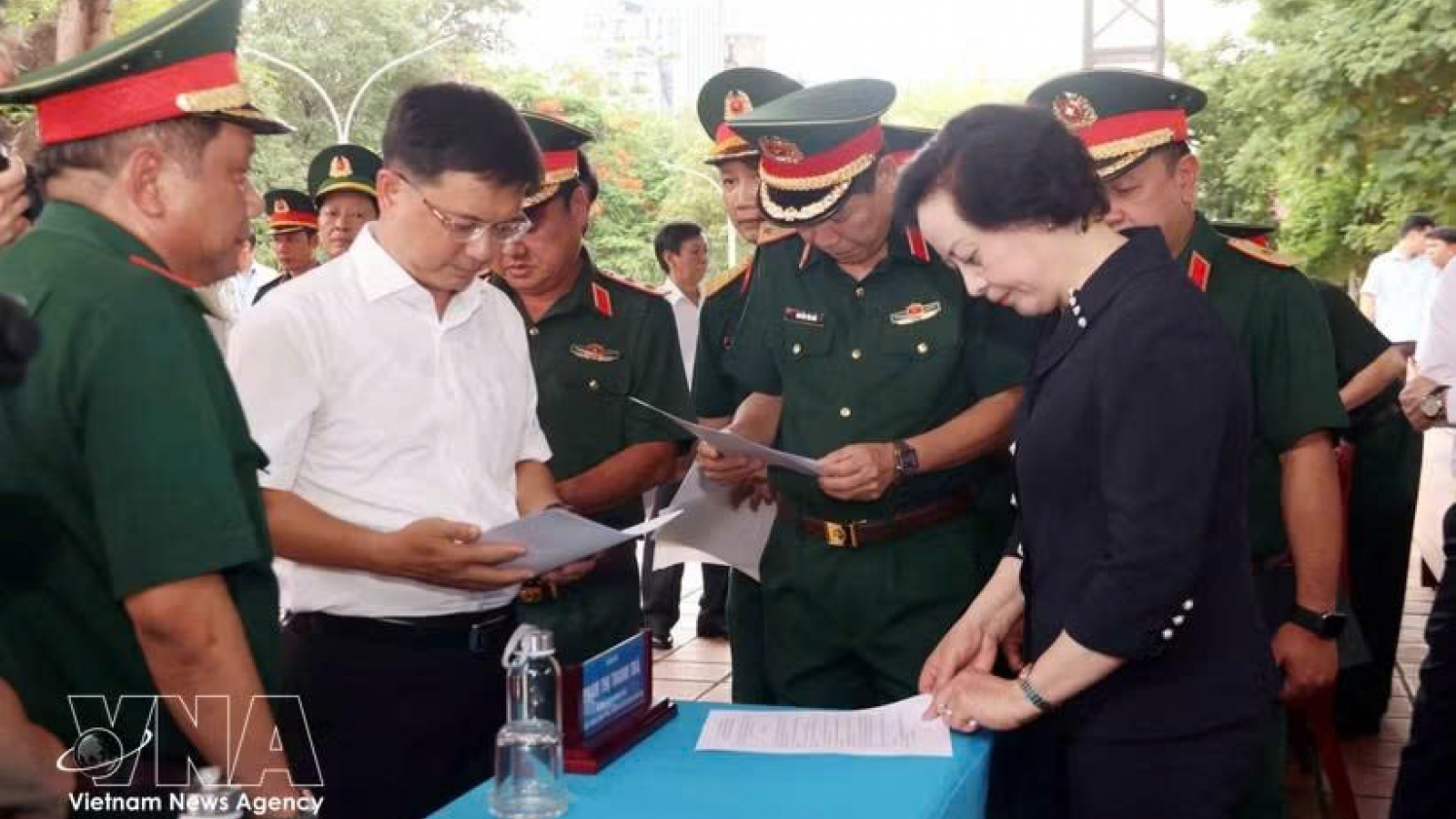 Deputy PM inspects preparations for launch of martyrs' remains search drive