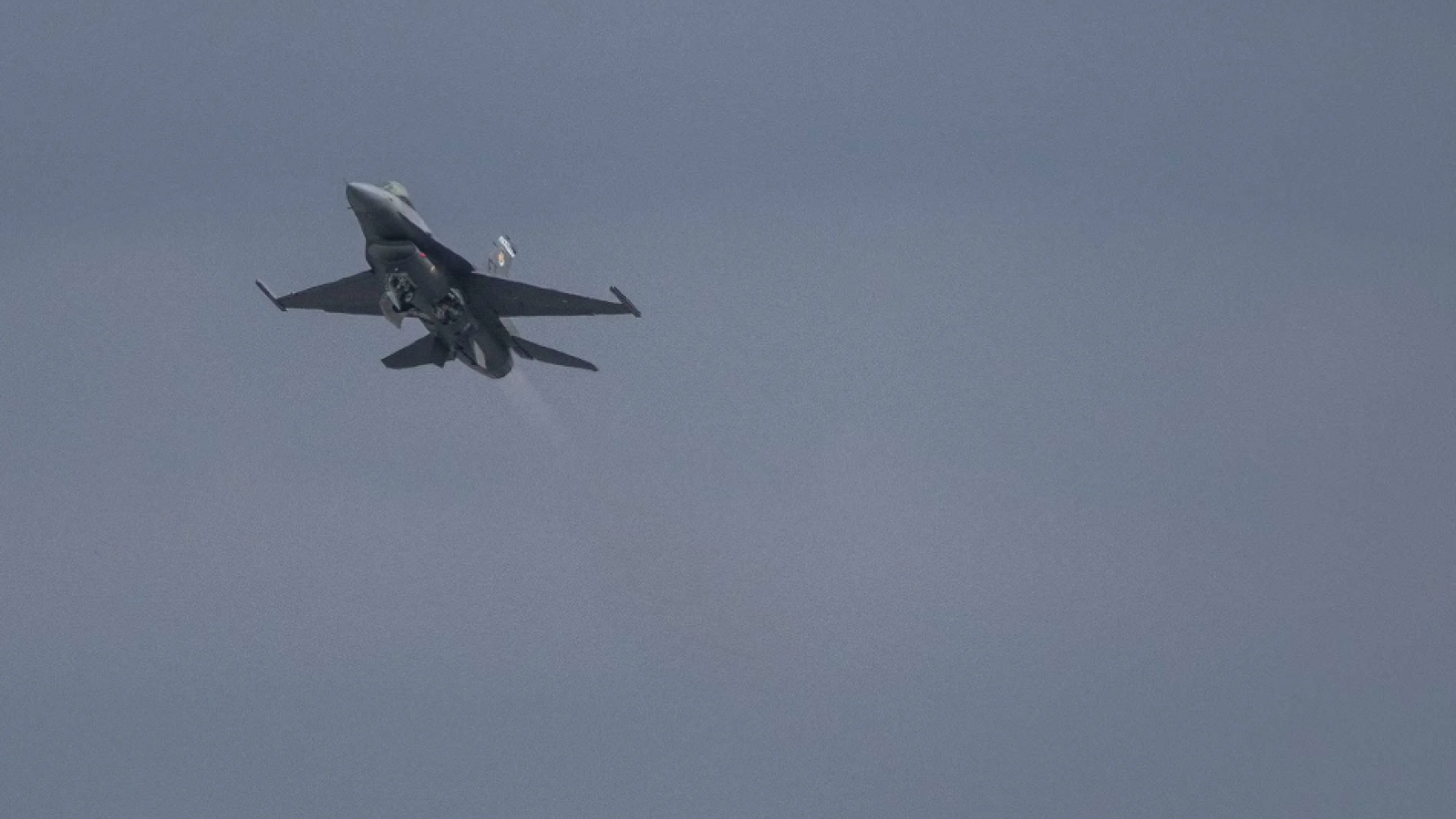 AI lần đầu “cầm lái” F-16 trong thử nghiệm của Không quân Mỹ
