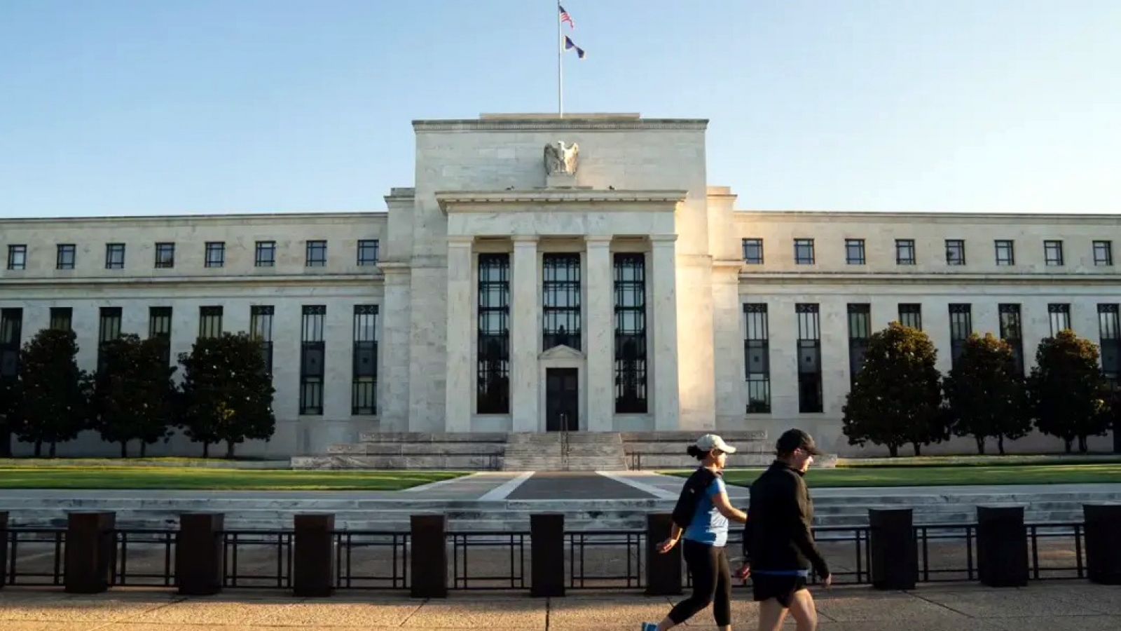 Fed giữ nguyên lãi suất trong 7 tháng liên tiếp