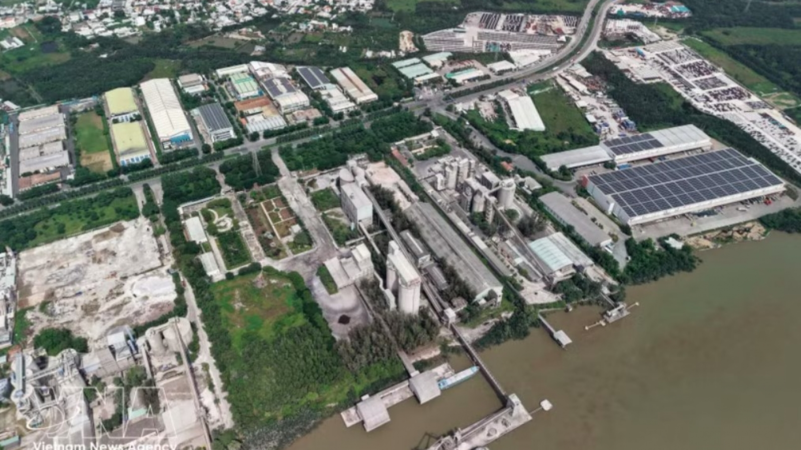 HCM City: Industrial, export processing zones attract over US$2.6 bln in H1