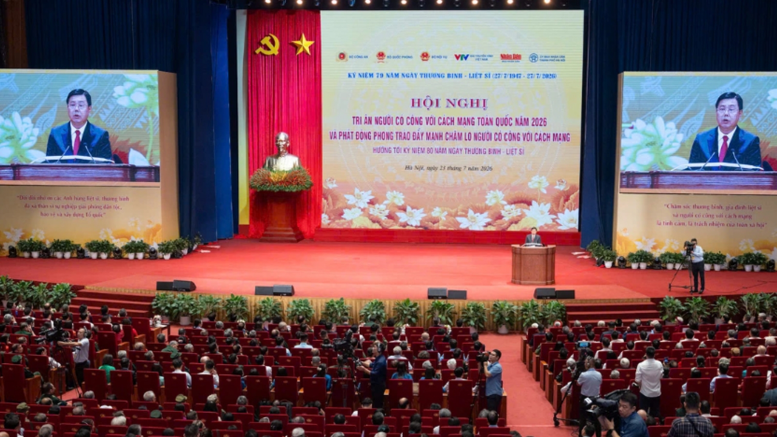 Ngày trở về không bằng xương thịt: Nghẹn ngào nhận kỷ vật "đi B" sau hơn 60 năm