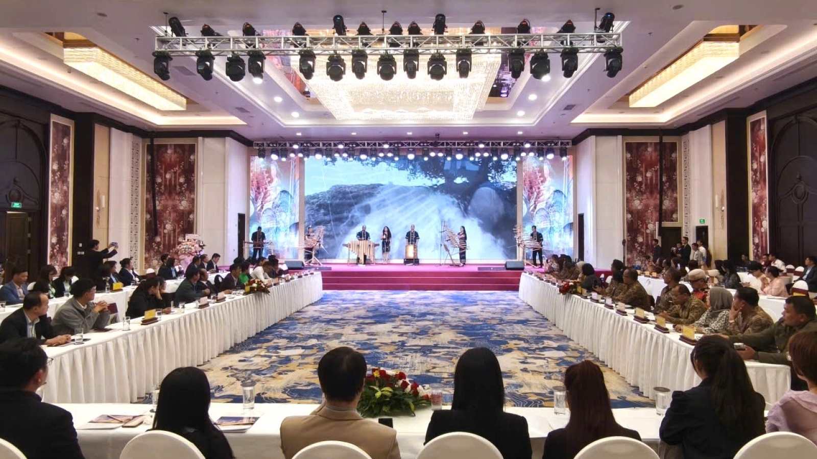Lâm Đồng và Indonesia hợp tác phát triển du lịch
