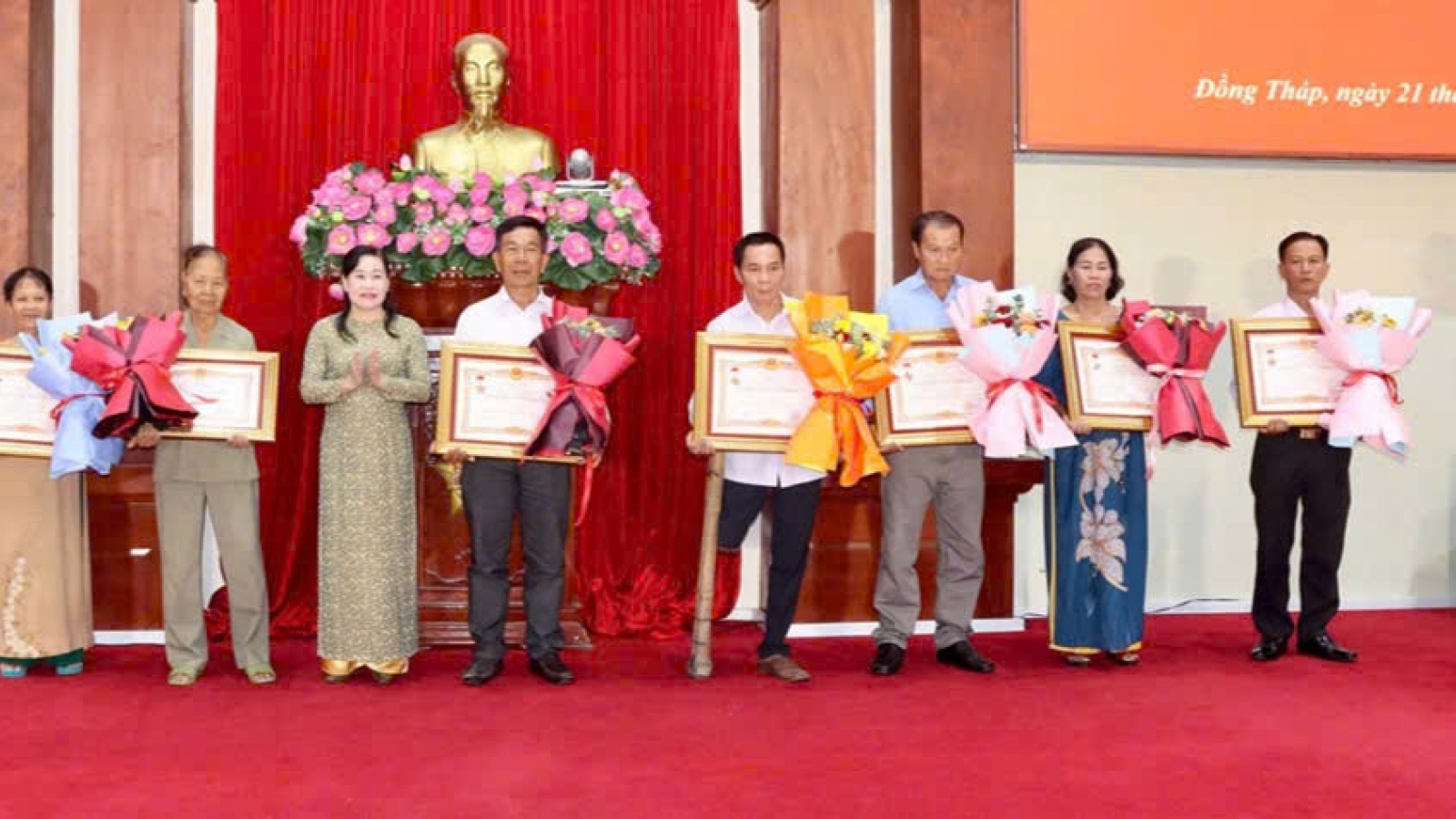 Đồng Tháp truy tặng danh hiệu Bà mẹ Việt Nam anh hùng cho 14 Mẹ