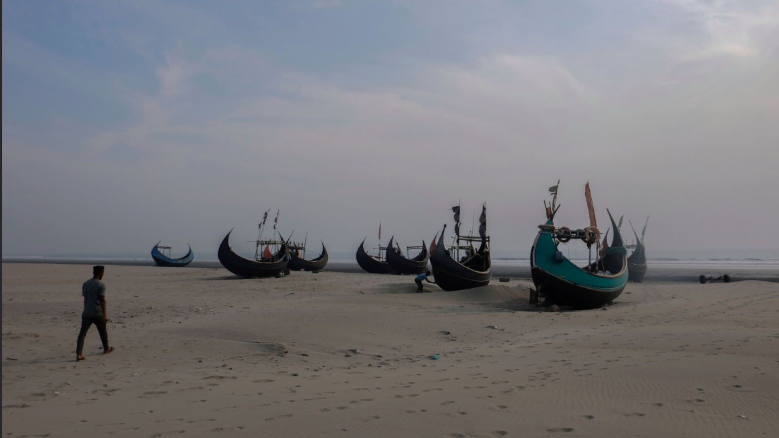 Chìm thuyền ngoài khơi Myanmar, hơn 500 người có thể đã thiệt mạng