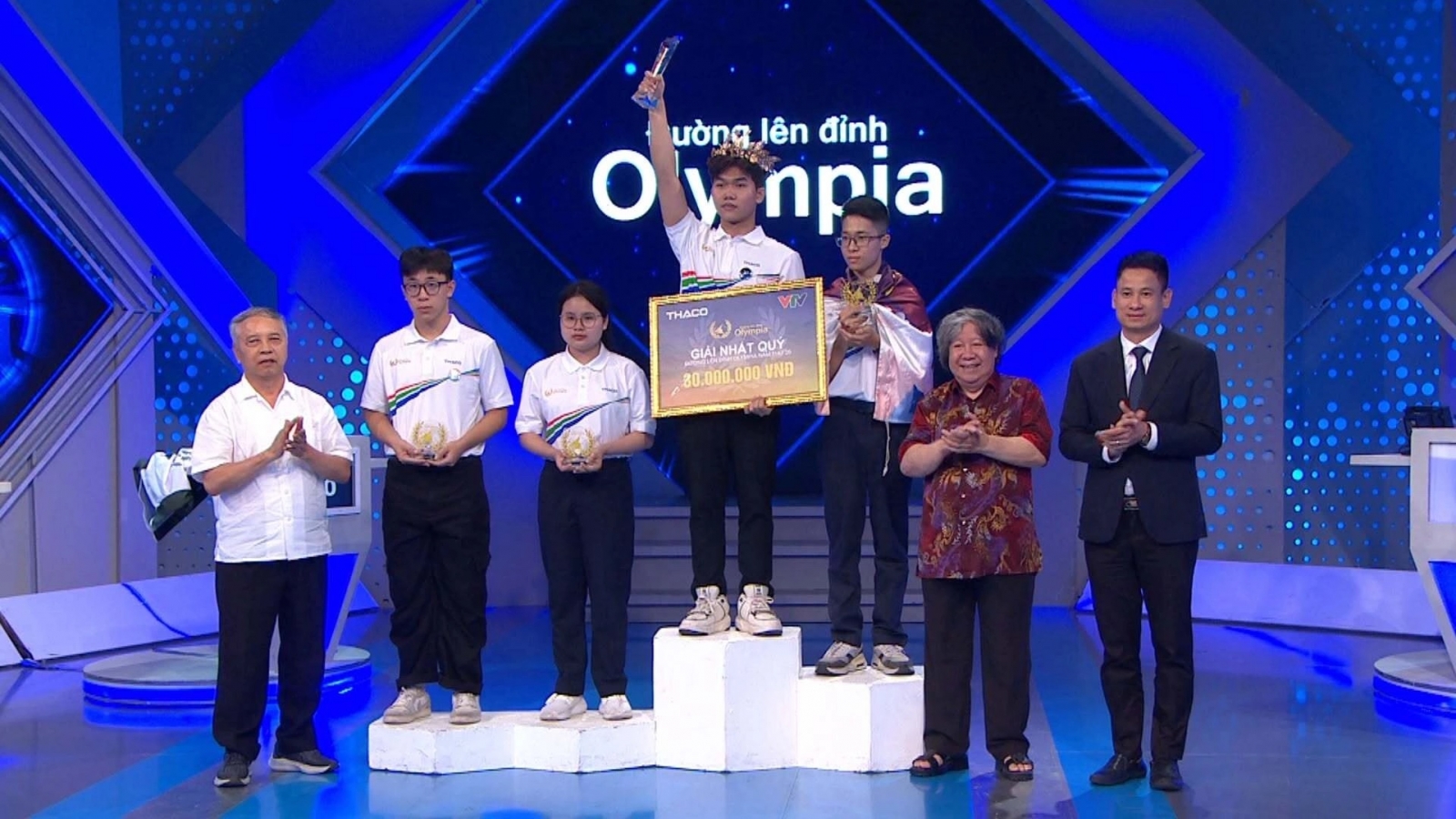 Hưng Yên có nam sinh tường THPT chuyên Thái Bình giành vé vào chung kết Olympia