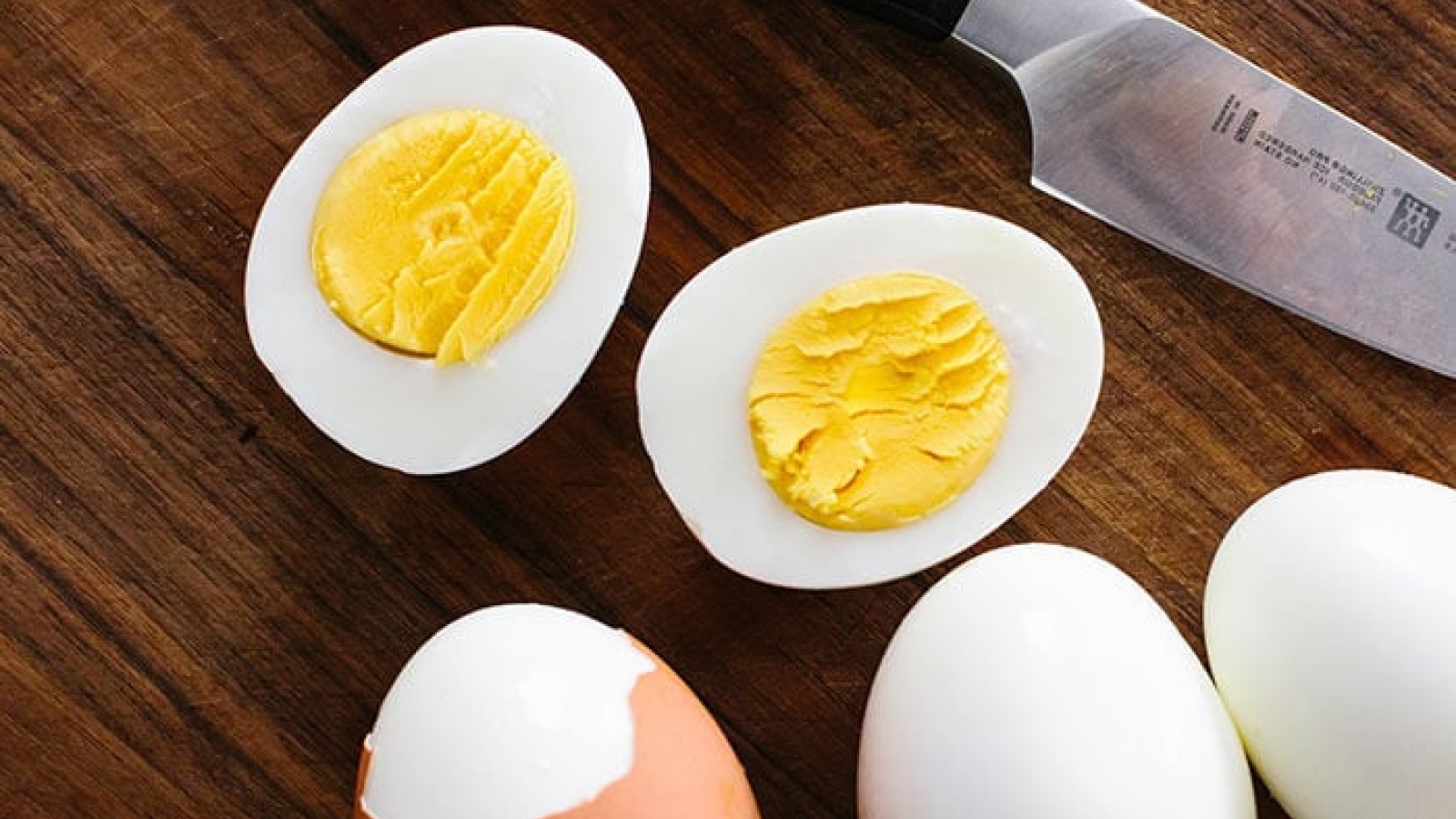 Ăn 1 quả trứng mỗi sáng: Khắc tinh của mỡ thừa, bổ não lại cực sáng mắt