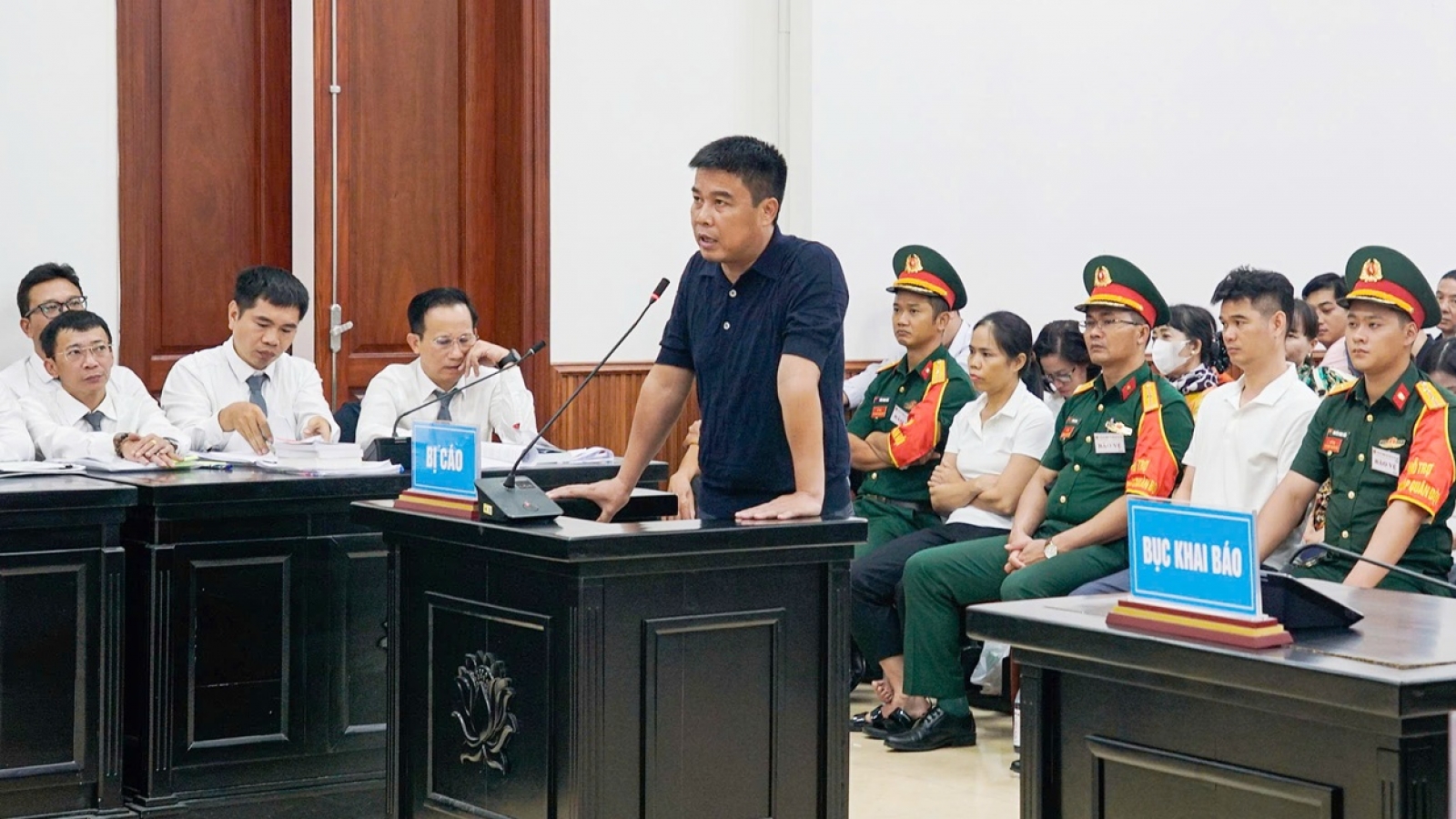Đề nghị án treo với 2 cựu thiếu tướng trong vụ án liên quan Nguyễn Văn Hậu