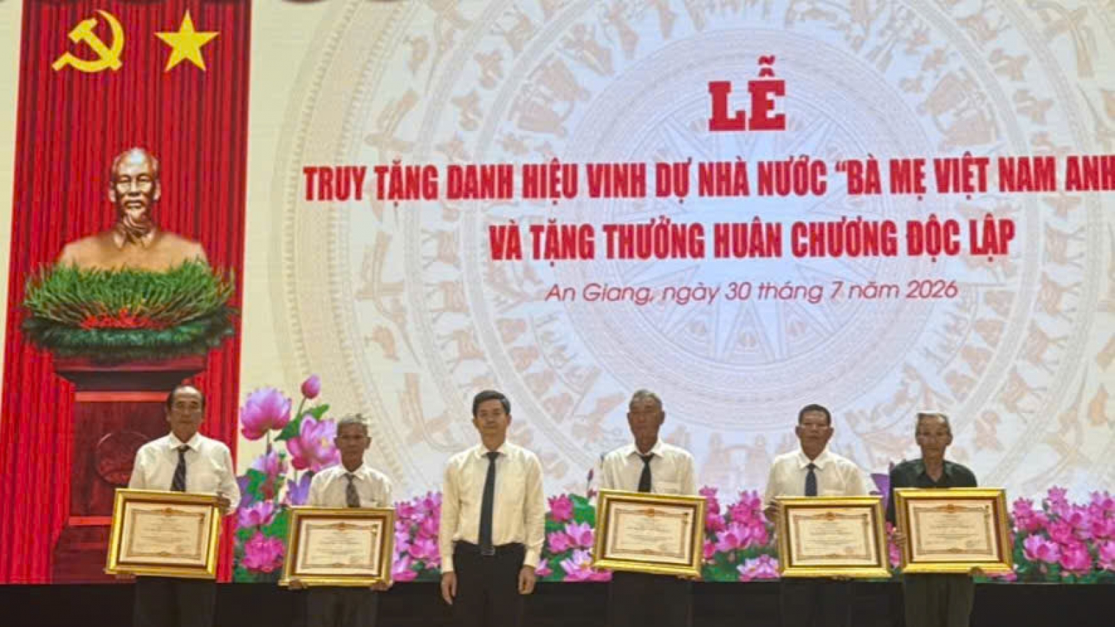 An Giang: 5 bà mẹ được truy tặng danh hiệu Bà mẹ Việt Nam anh hùng