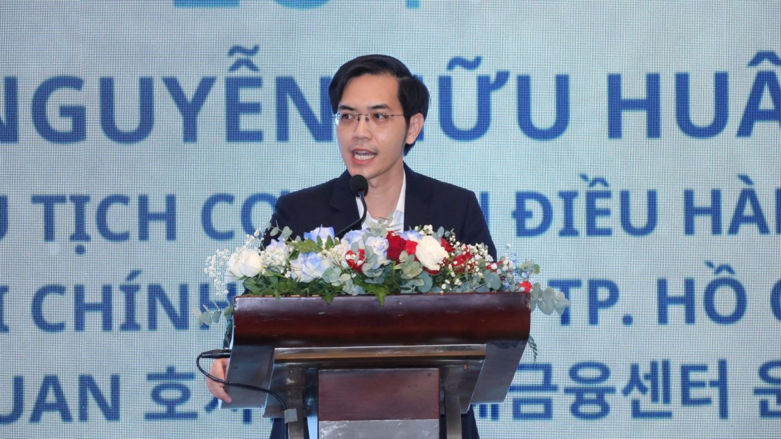 Hợp tác, kết nối dòng vốn vào Trung tâm tài chính quốc tế Việt Nam tại TP.HCM