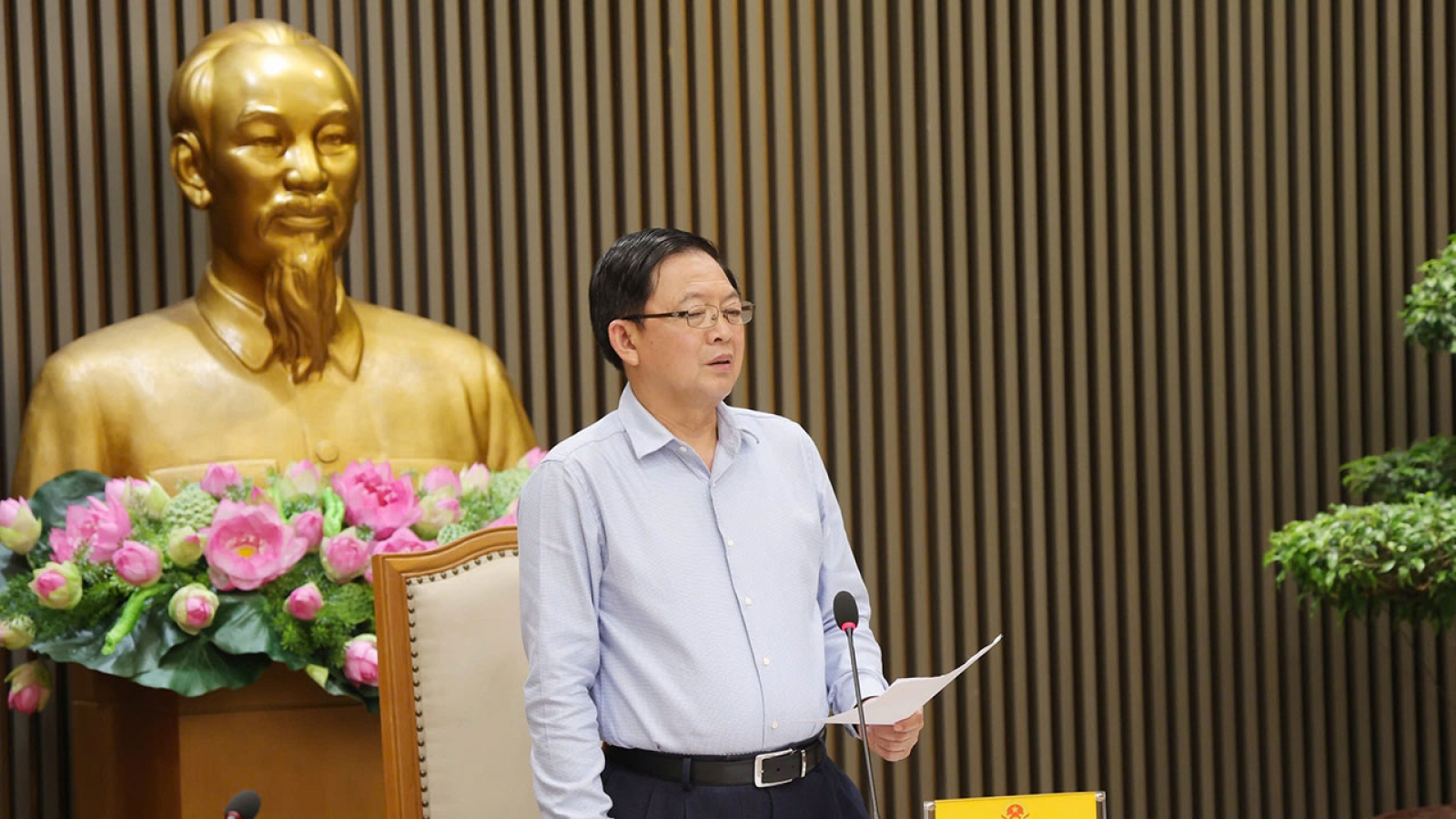 Phó Thủ tướng Hồ Quốc Dũng yêu cầu ngày 15/7 trình nghị quyết gỡ nghẽn xuất khẩu