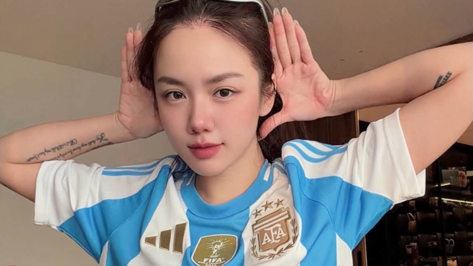 Sao Việt 20-7: Phương Ly nổi bật, dàn sao Việt xả ảnh đêm chung kết World Cup