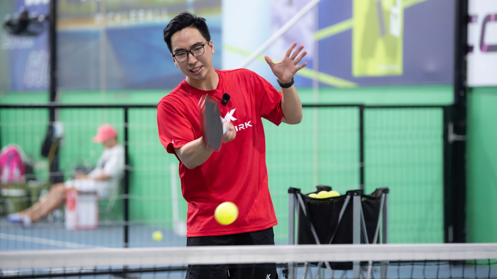 Nhập môn Pickleball: 3 kỹ thuật phát bóng trong thi đấu và các trường hợp sử dụng